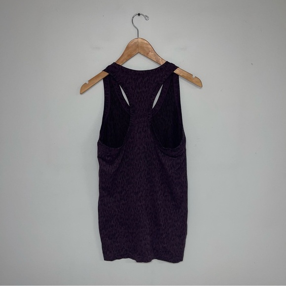 Athleta Tank Top Women’s Size Medium Dark Purple Camo‎ Momentum Seamless Top - Picture 8 of 12